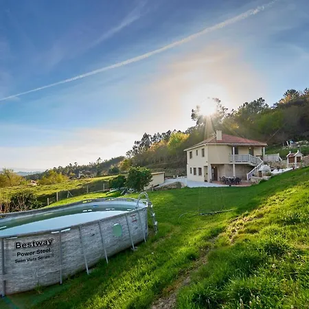 Holiday home O Lar De Lola Mondariz