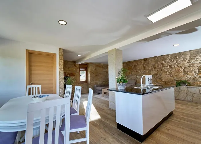 O Lar De Lola * Mondariz